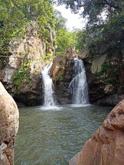 sitakund waterfall inside simlipal national park